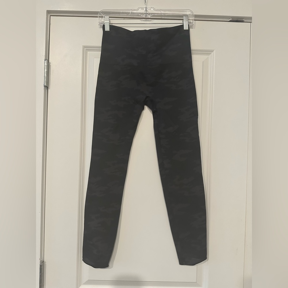 Spanx camo legging